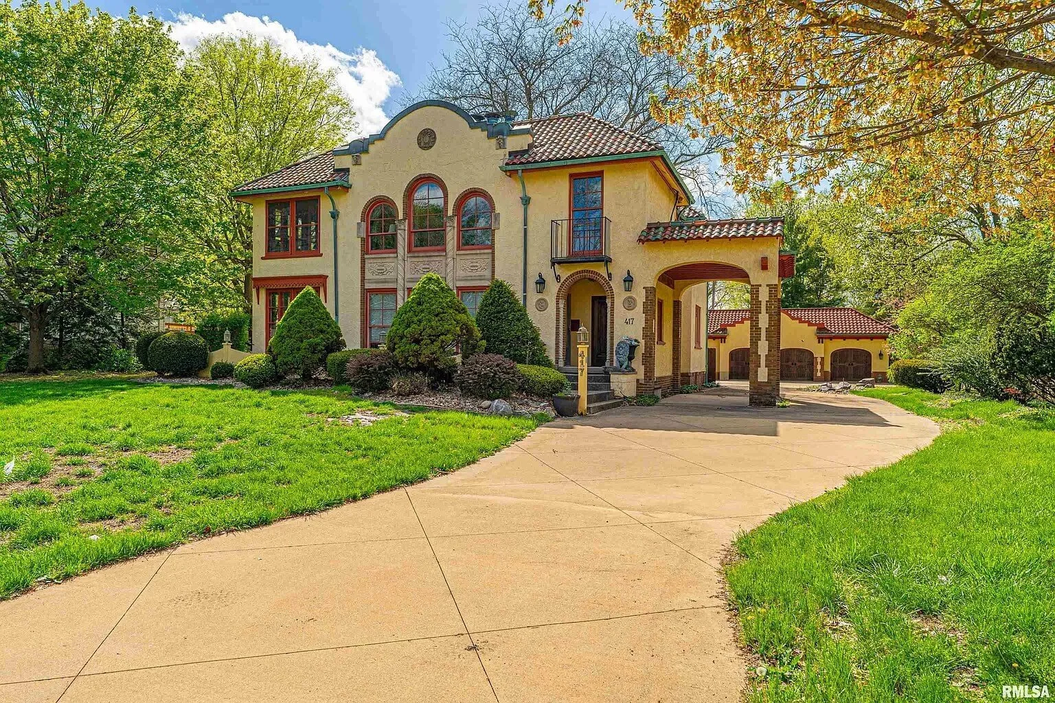 Old Houses USA - Historic and old houses for sale in the US